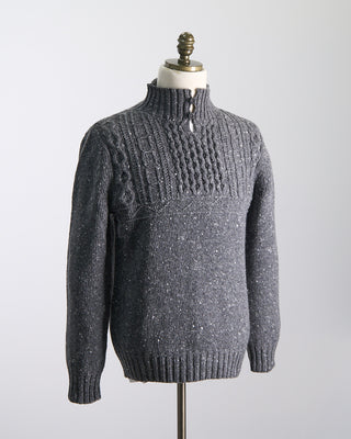 Inis Meain Donegal Maírtín Beag Cableknit Button Mock Sweater Grey