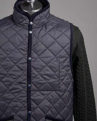 Lavenham Mickfield Stand Collar Diamond Quilted 100G Wadded Vest Navy 4 2539
