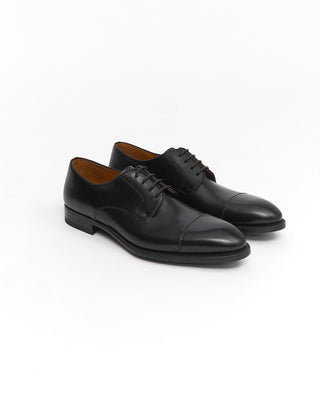Magnanni 'Harlan' Black Leather Blucher Cap Toe Dress Shoes
