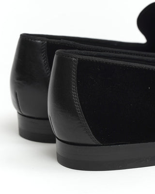 Magnanni 'Jareth' Black Velours Slippers