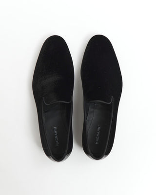 Magnanni 'Jareth' Black Velvet Slippers