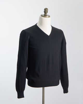 Gran Sasso Lightweight Wool V Neck Black  1