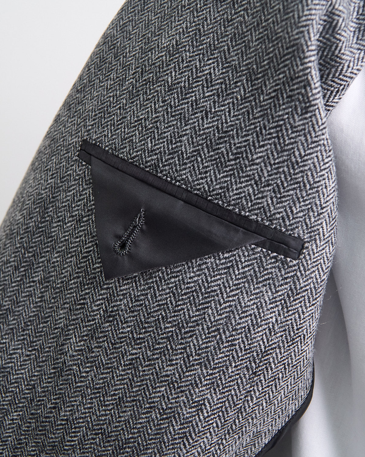 Tagliatore Wool Cashmere Herringbone Soft Tweed Sport Jacket blazerformen 48EU Regular Grey Black
