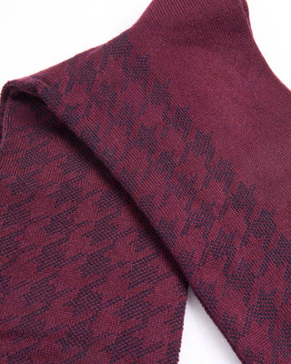 Marcoliani Bordeaux Mousse Of Modal Houndstooth Socks Bordeaux 4411