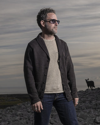 Inis Meain 100% Washed Linen Classic Pub Jacket Sweater Chocolate 01