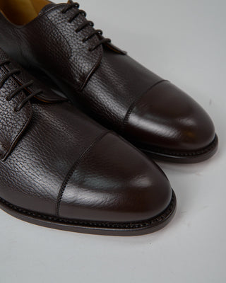 Berwick Chocolate Pebble Leather Cap Toe Dress Shoes Chocolate 578
