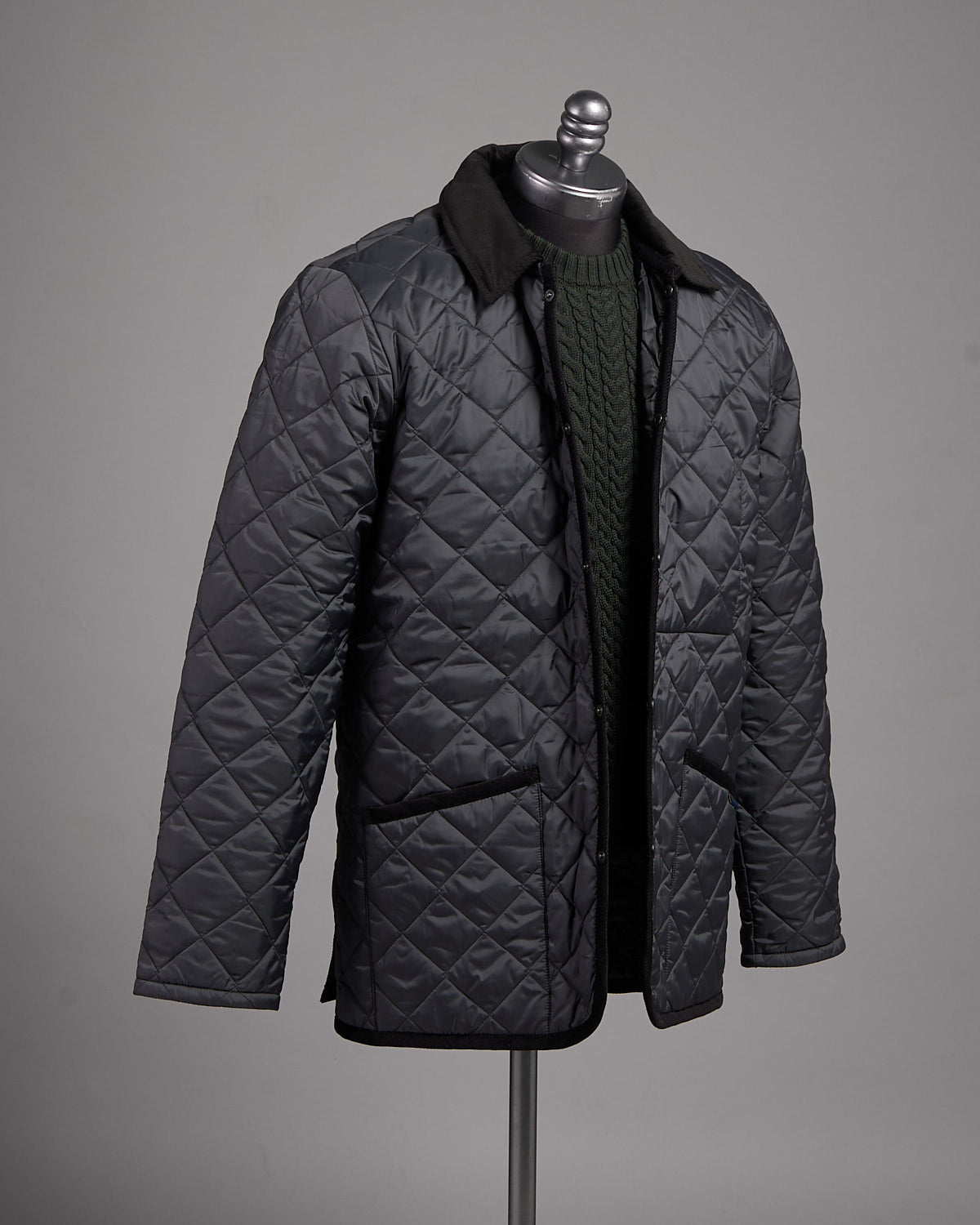 Denham Snap Front Diamond Quilted 100G Wadded Hybrid Coat
