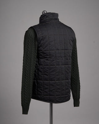 Lavenham Rectangle Quilt Brisbane Moss Cotton 100G Wadded High Neck Vest Black 17 2533
