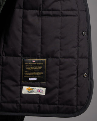 Lavenham Rectangle Quilt Brisbane Moss Cotton 100G Wadded High Neck Vest Black 18 2534