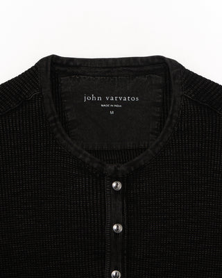John Varvatos Memphis Waffle Henley In Fadeaway Wash Black 4 4876
