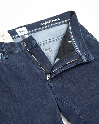 Brax Dark Blue Chuck Hi Flex Light Rinsed Denim Jeans Indigo 810