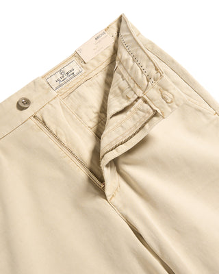 AG Jeans Archie 5 Years Sulfur Dune Khaki Trousers 3 11477