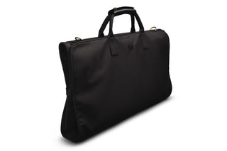 Bennett Winch The Trifold Black 5