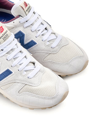 1300 Suede Sneaker