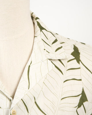 Outclass Banana Leaf Fleck S/S Havana Shirt Off White 237