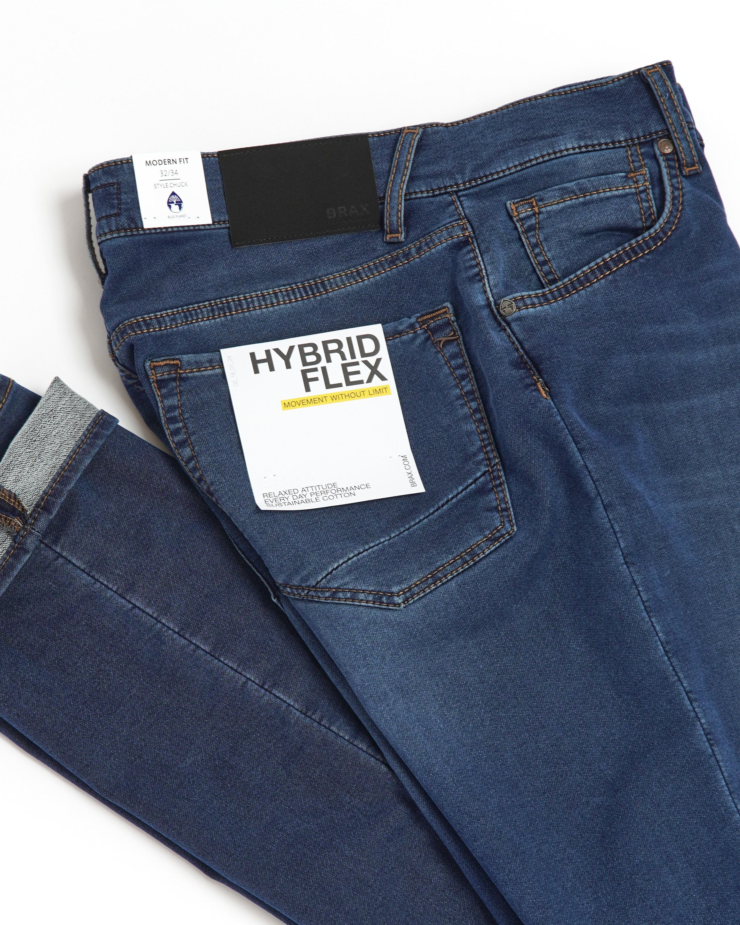 Brax \'Chuck\' Hybrid Flex Jeans - blazerformen.com – Blazer For Men