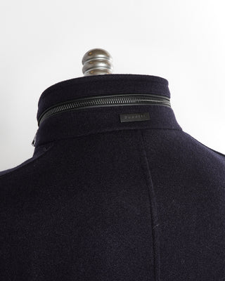 Bugatti Back Collar