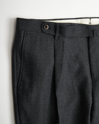 Melange Wool Pleated Dress Pants / Grey