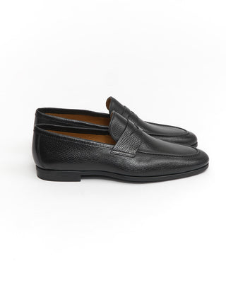 Magnanni 'Diezma II' Black Calf Leather Penny Loafers with Rubber Flex Sole