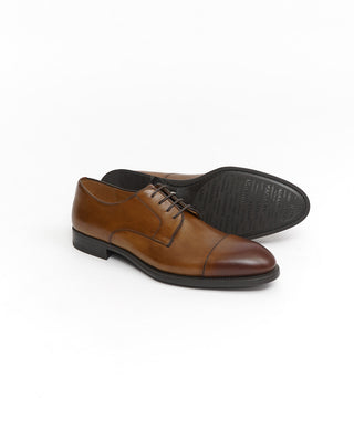 Magnanni 'Harlan' Tobacco Brown Leather Blucher Cap Toe Dress Shoes with Comfort Rubber Flex Soles