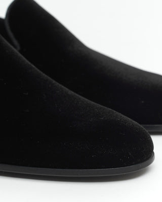 Magnanni 'Jareth' Black Velvet Formal Slippers